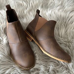 Rocket Dog Maylon Brown Leather Chelsea Slip On Ankle Bootie 7